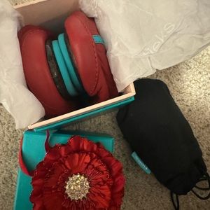Cardinal Red Tieks 8